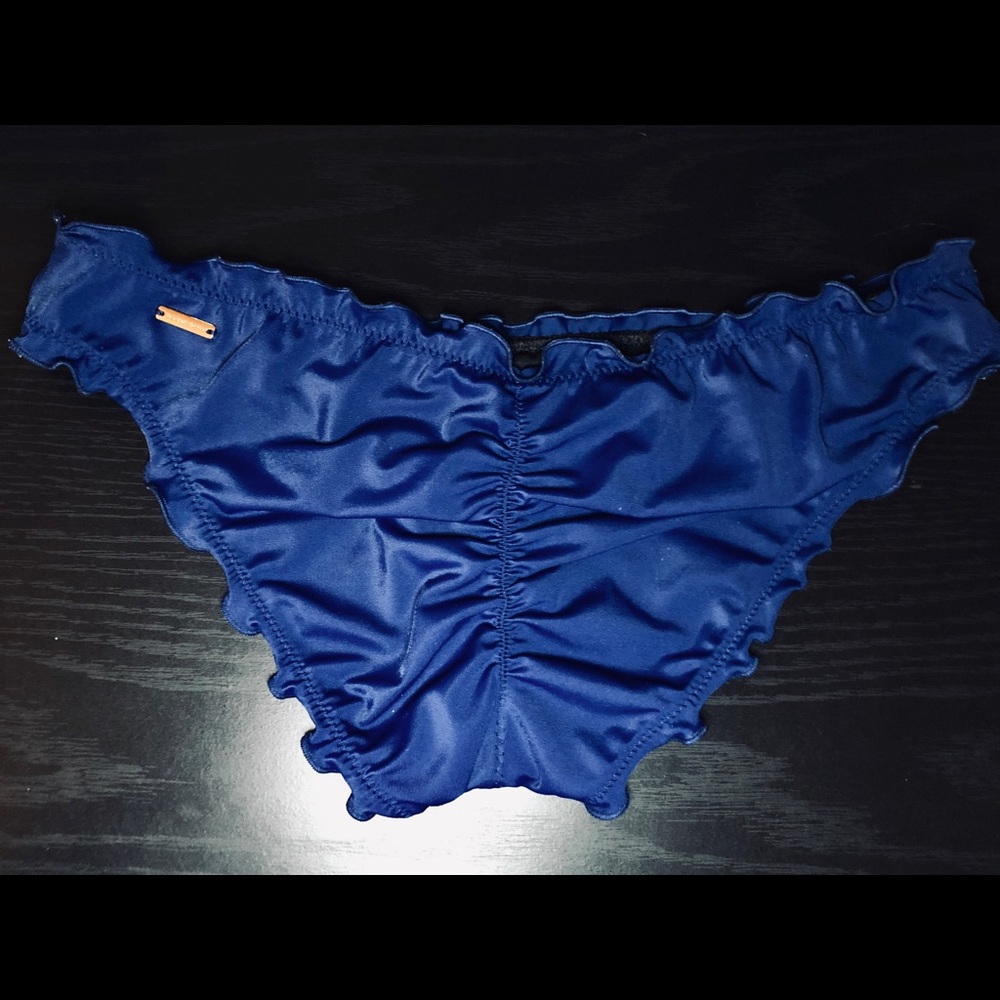 Victoria’s Secret Ruffle Cheeky Swimsuit Bottoms